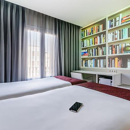 Hotel Bcn Design Barcelona Ngoại thất bức ảnh A room at the hotel