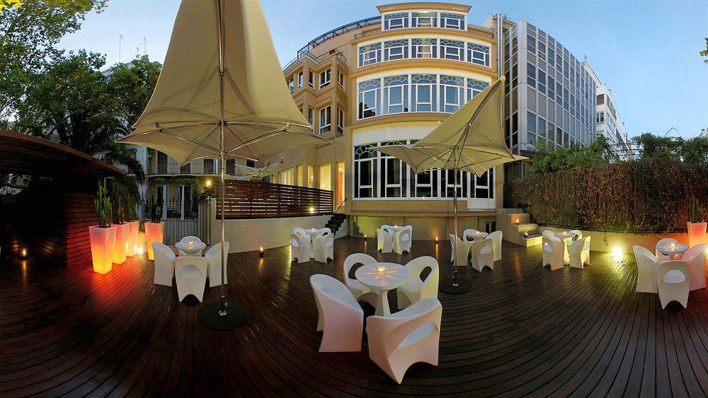 Hotel Bcn Design Barcelona Ngoại thất bức ảnh The hotel's rooftop bar