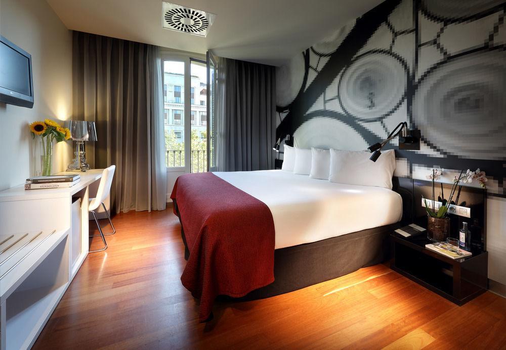 Hotel Bcn Design Barcelona Ngoại thất bức ảnh A room at the hotel