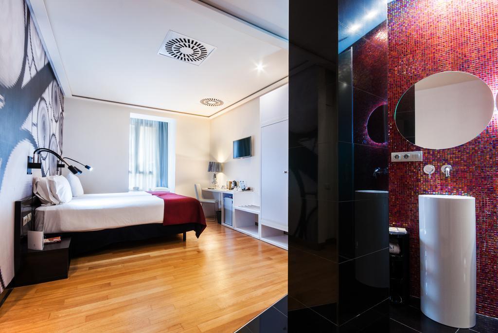 Hotel Bcn Design Barcelona Ngoại thất bức ảnh A room at the hotel