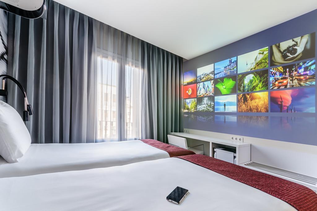 Hotel Bcn Design Barcelona Ngoại thất bức ảnh A room at the hotel