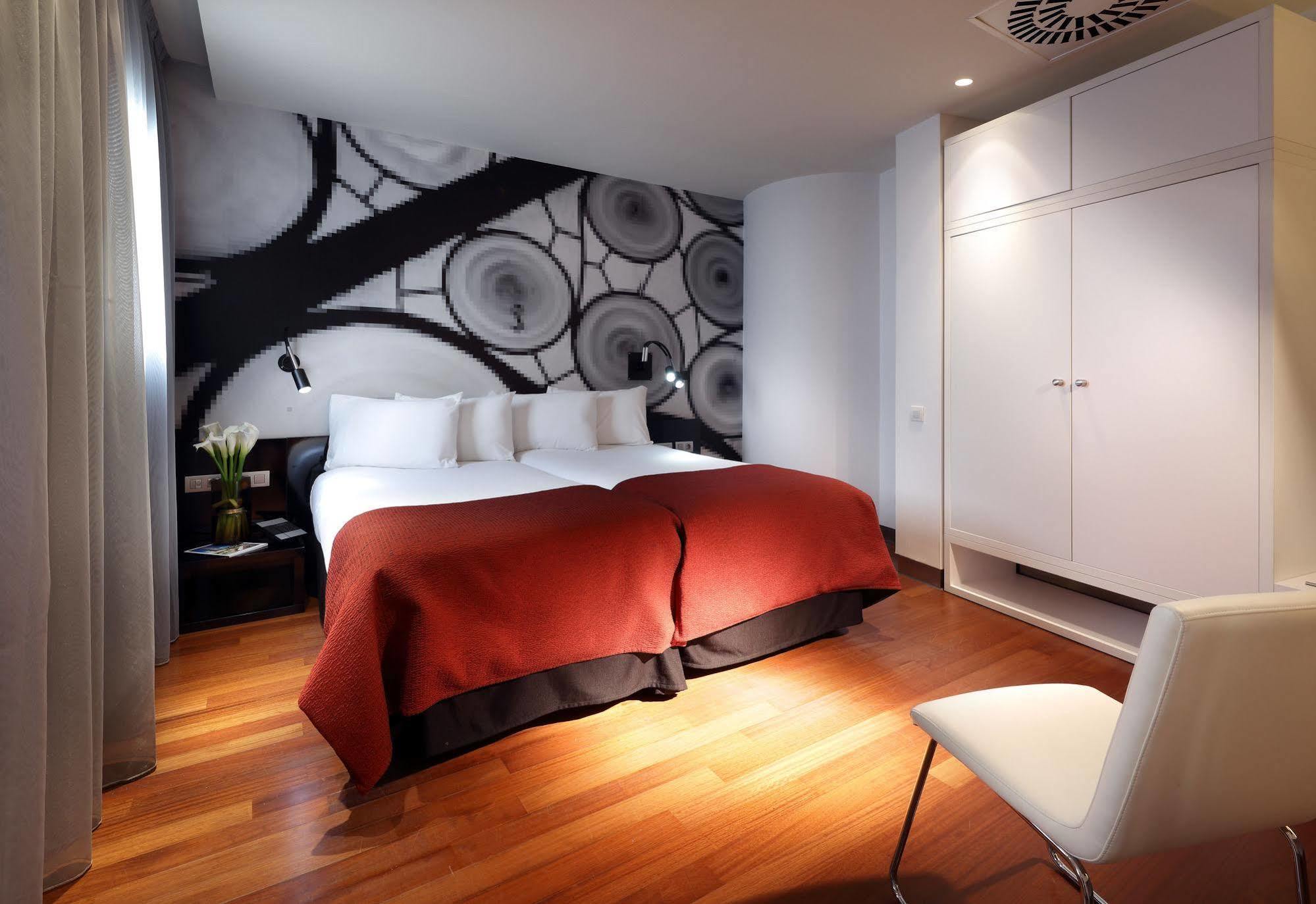 Hotel Bcn Design Barcelona Ngoại thất bức ảnh A room at the hotel
