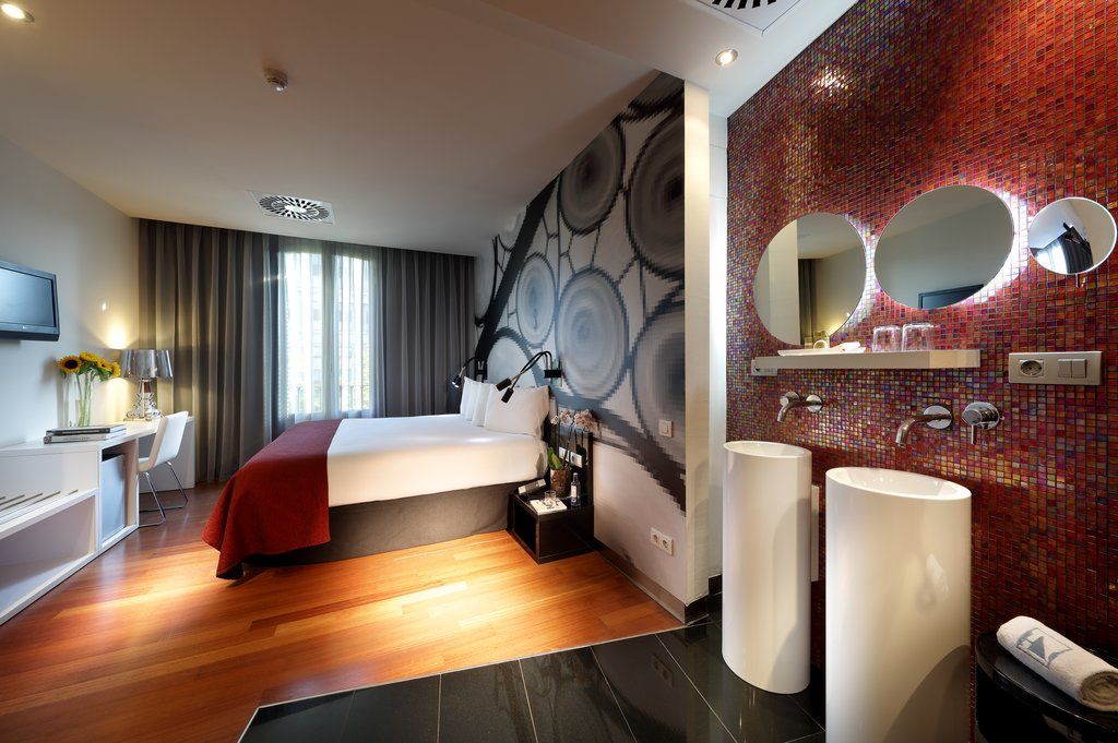 Hotel Bcn Design Barcelona Ngoại thất bức ảnh A room at the Hotel Mandarin Oriental, Munich